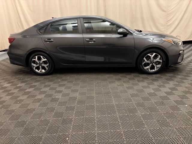 2021 Kia Forte LXS - Image 4