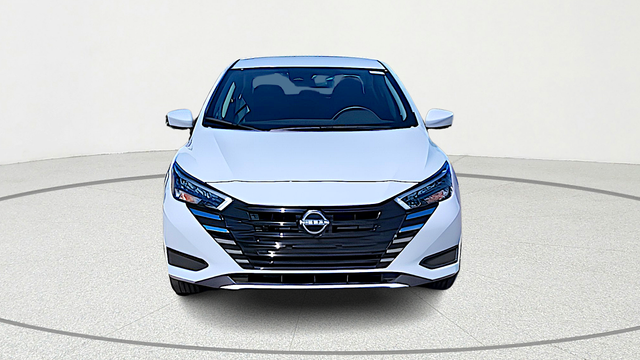 2025 Nissan Versa