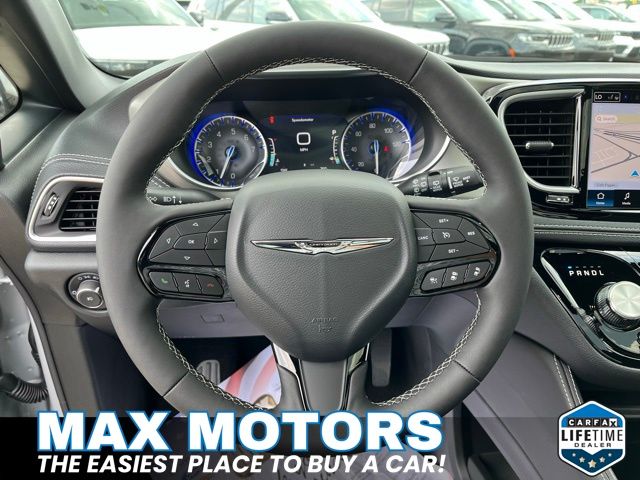 2024 Chrysler Pacifica Limited 22