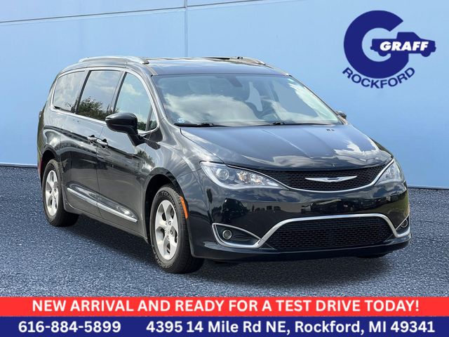  2017 Chrysler Pacifica Touring L Plus FWD   