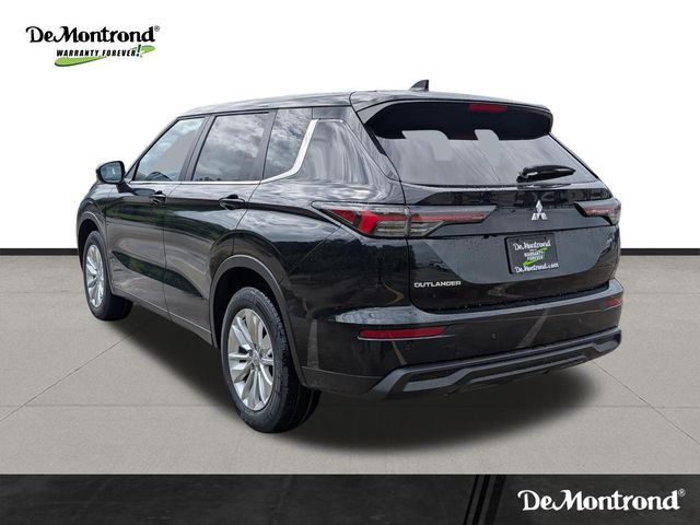 2026 Mitsubishi Outlander ES Black at North Houston Mitsubishi