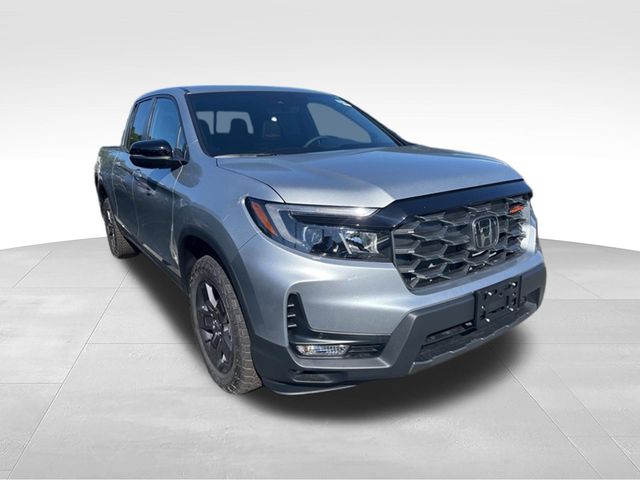 Solar Silver Metallic 2026 Honda Ridgeline Pickup Truck All-Wheel Drive 9-Speed Automatic