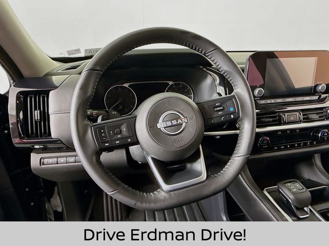 Used 2025 Nissan Pathfinder SUV
