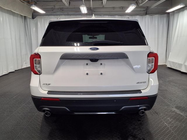 2023 Ford Explorer - Image 7