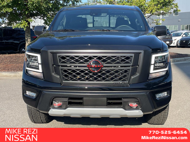 2024 Nissan Titan PRO-4X 6