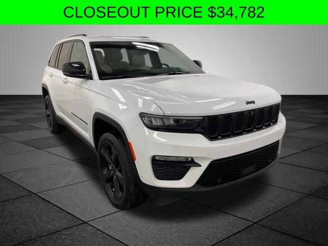 Bright White Clearcoat 2025 Jeep Grand Cherokee Limited 4WD SUV / Crossover Four-Wheel Drive 8-Speed Automatic