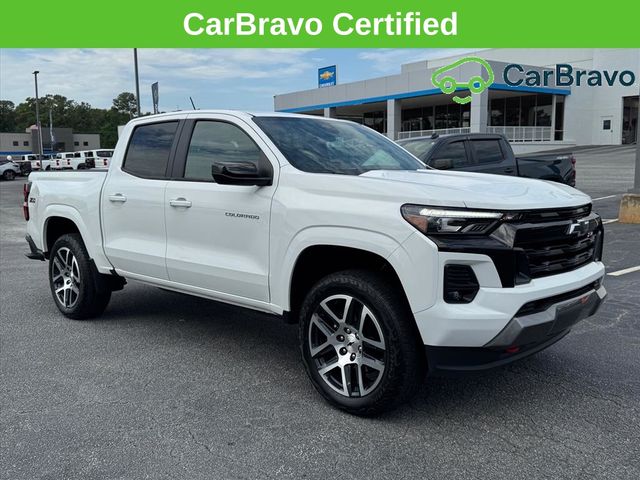 Summit White 2024 Chevrolet Colorado Pickup Truck Four-Wheel Drive 8-Speed Automatic