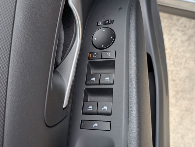 New 2026 Silver Hyundai SE image 11