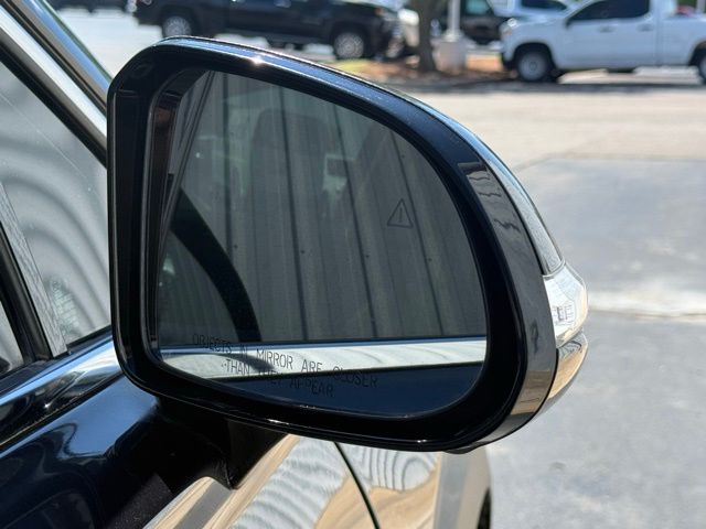 used 2023 Hyundai Santa Fe car, priced at $21,198