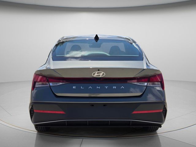 2026 Hyundai Elantra - $21,659