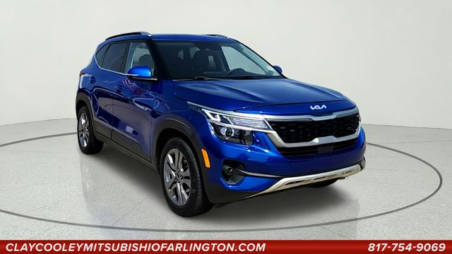 Neptune Blue 2022 Kia Seltos SUV / Crossover Front-Wheel Drive Continuously Variable Transmission