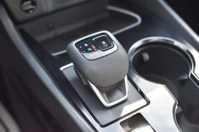 Used 2025 Nissan Rogue SL 4D Sport Utility