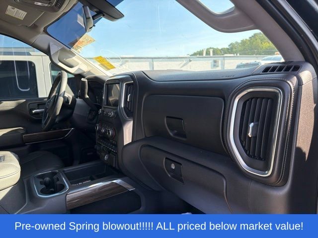 Used 2019 Black Chevrolet RST image 13