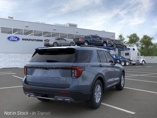 2025 Ford Explorer Active 8