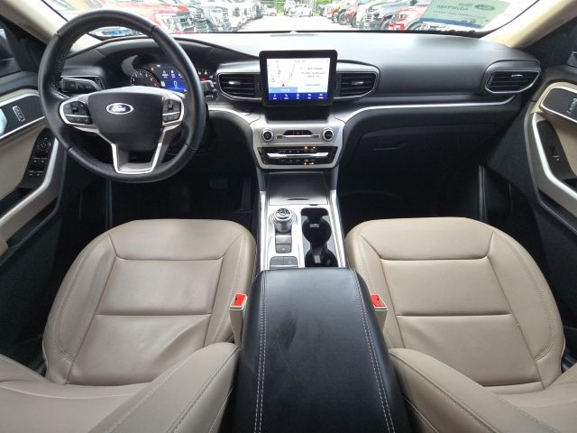 2022 Ford Explorer XLT:169313A