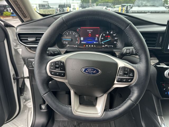 Used 2022 White Ford Limited image 15