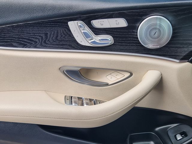 2017 Iridium Silver Metallic Mercedes-Benz E-Class E 300 RWD Sedan