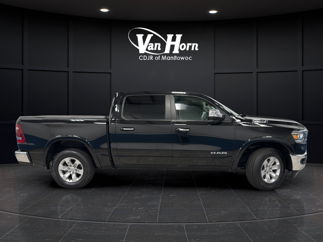 Used 2022 Diamond Black Crystal Pearlcoat Ram Laramie image 2