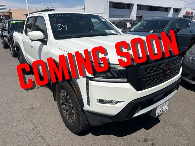 Glacier White 2022 Nissan Frontier Pickup Truck 4X2 9-Speed Automatic