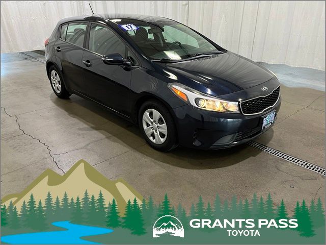 2017 Kia Forte5 LX