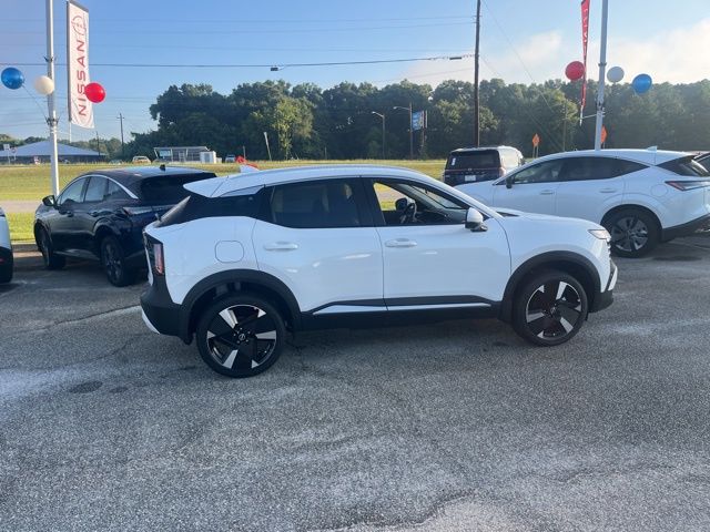 New 2025 White Nissan SR image 5