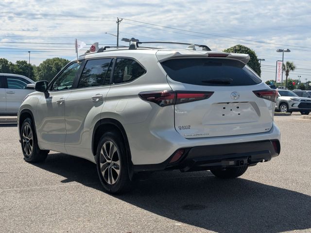 2025 Toyota Highlander XLE Beige at Davis Toyota of Orangeburg