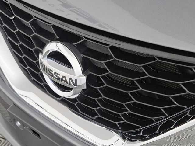 2019 Nissan Sentra SV photo 11