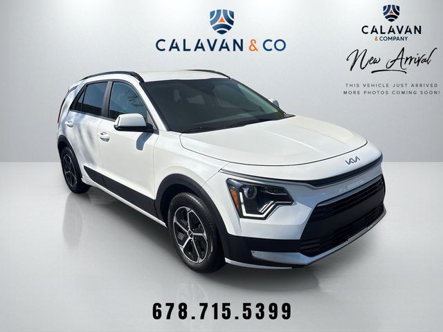 Snow White Pearl 2025 Kia Niro EX FWD SUV / Crossover Front-Wheel Drive 6-Speed Dual Clutch