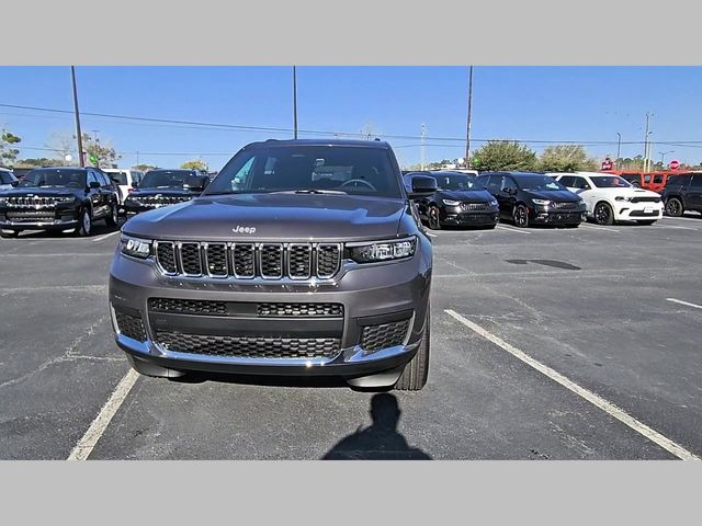 2026 Jeep Grand Cherokee L Altitude 4x2