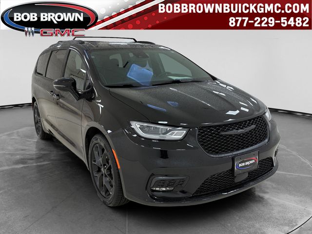 2025 Chrysler Pacifica Limited FWD