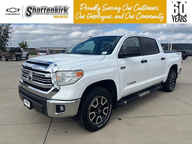 Super White 2017 Toyota Tundra Pickup Truck Four-Wheel Drive 6-Speed Automatic Overdrive