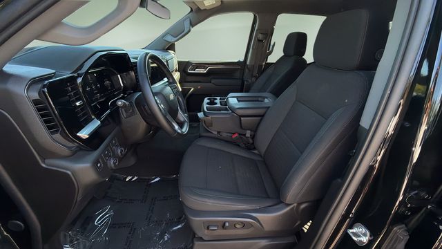 Used 2026 Black Chevrolet LT image 18
