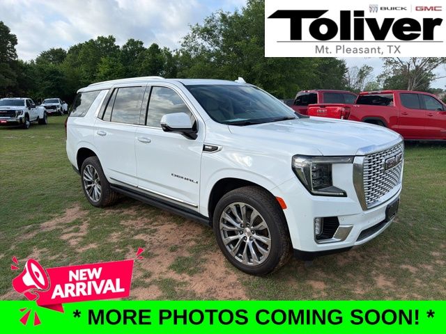 Summit White 2021 GMC Yukon Denali RWD SUV / Crossover 4X2