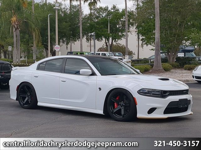 White Knuckle Clearcoat 2019 Dodge Charger SRT Hellcat RWD Sedan Rear-Wheel Drive 8-Speed Automatic