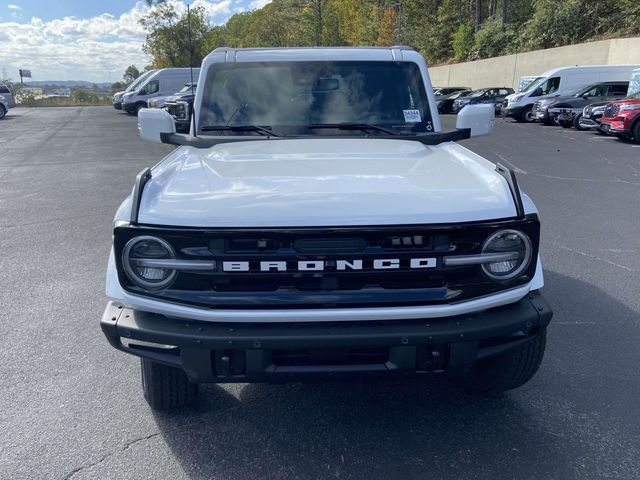 2024 Ford Bronco Outer Banks 9