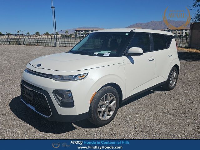 Snow White Pearl 2021 Kia Soul SUV / Crossover Front-Wheel Drive Continuously Variable Transmission