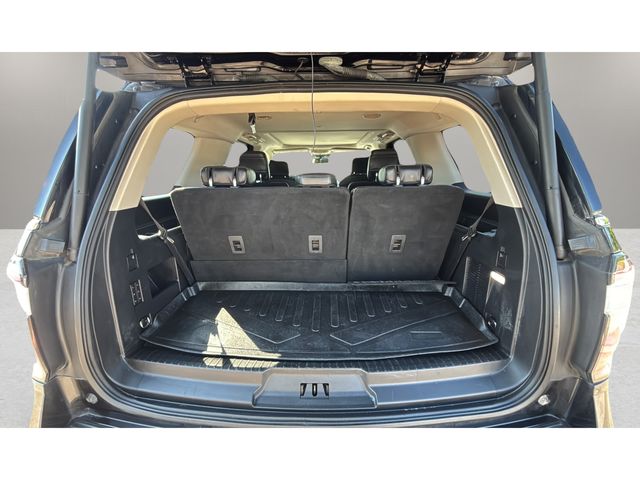 Used 2019 Black Ford Platinum image 32