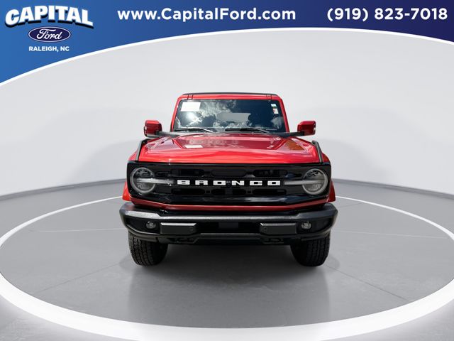 Used 2023 Red Ford Outer Banks image 3