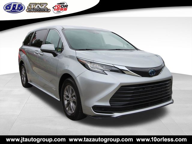Celestial Silver Metallic 2021 Toyota Sienna Minivan Front-Wheel Drive Continuously Variable Transmission