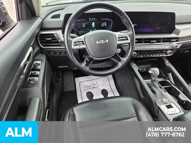 Used 2025 Gray Kia S image 5