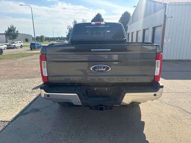 2019 Magnetic Ford Super Duty F-250 SRW XLT 4X4 Truck