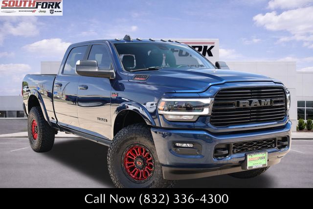 Patriot Blue Pearlcoat 2022 RAM 2500 Laramie Crew Cab 4WD Pickup Truck Four-Wheel Drive 8-Speed Automatic
