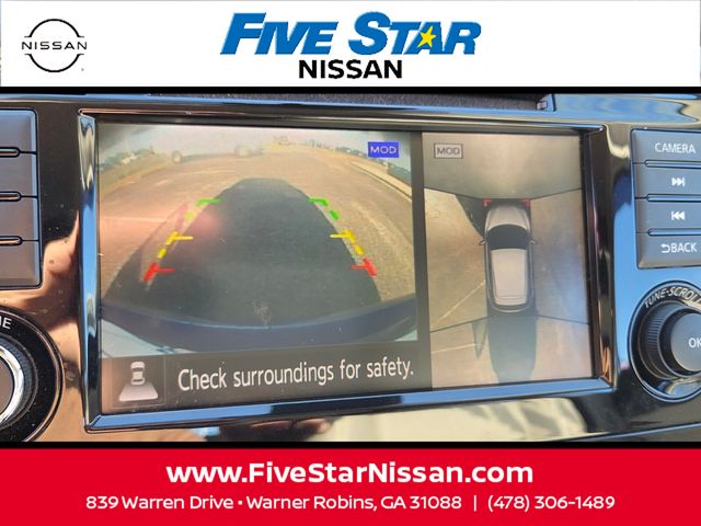 Used 2021 Blue Nissan SL image 20