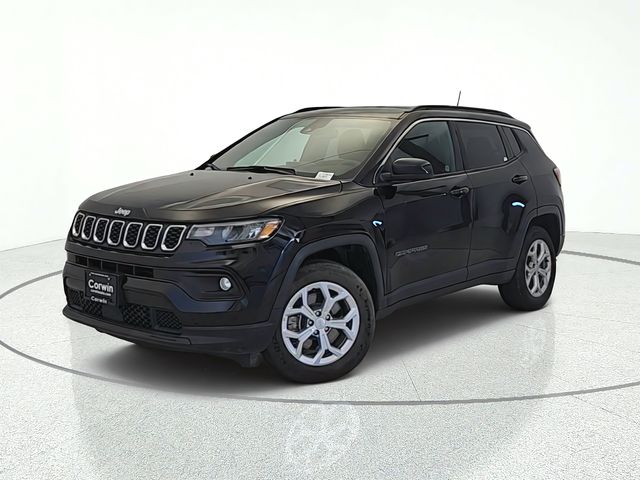 Diamond Black Crystal Pearlcoat 2024 Jeep Compass SUV / Crossover Four-Wheel Drive 8-Speed Automatic