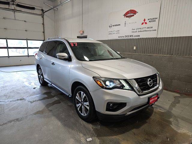 2017 Nissan Pathfinder SV 4WD