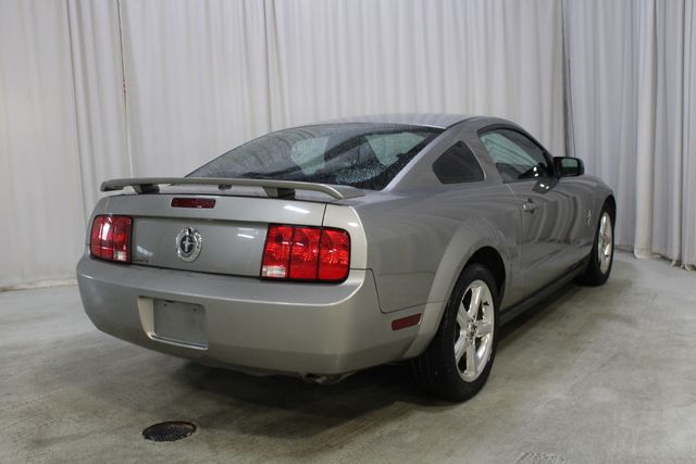 Used 2008 Silver Ford V6 Deluxe image 24