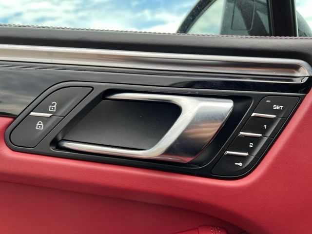Used 2023 Porsche Macan SUV