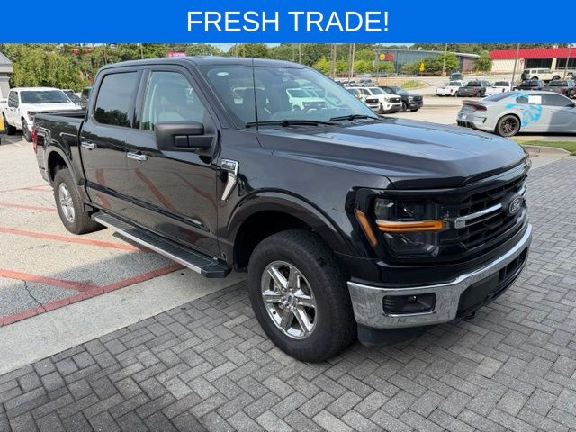 Agate Black Metallic 2025 Ford F-150 Pickup Truck Four-Wheel Drive Automatic
