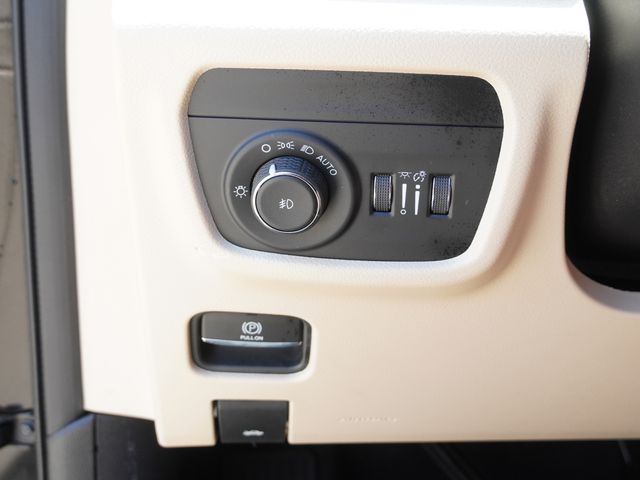 Used 2023 Jeep Grand Cherokee SUV