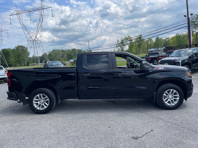 2024 Chevrolet Silverado 1500 WT - Black exterior view 9